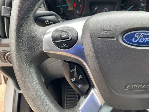 Used 2019 Ford Transit 250 130 Low Roof RWD image 19