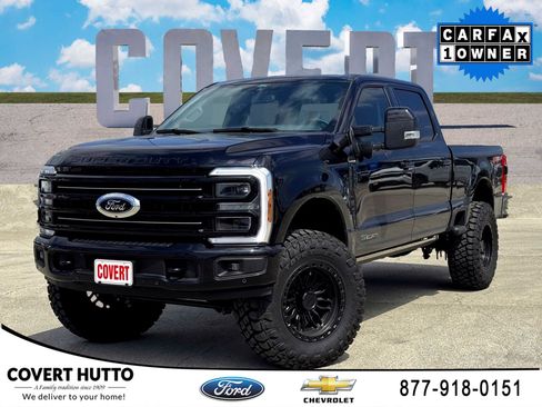 Used 2025 Ford F250 Platinum w/ FX4 Off-Road Package image 1