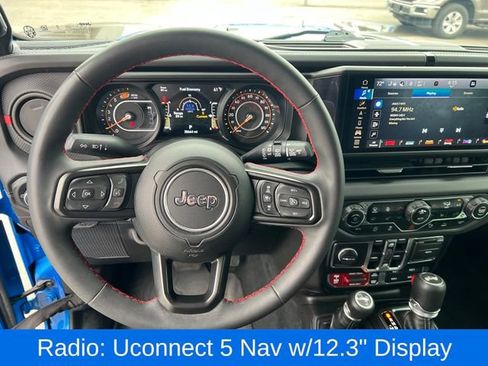 Used 2024 Jeep Wrangler Unlimited Rubicon AWD/4WD image 14
