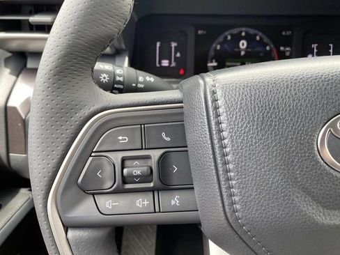 New 2026 Toyota 4Runner SR5 RWD image 12