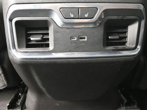Used 2025 Chevrolet Silverado 1500 High Country AWD/4WD image 31