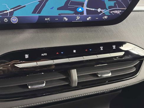 New 2026 Buick Enclave Sport Touring w/ Power Package image 34