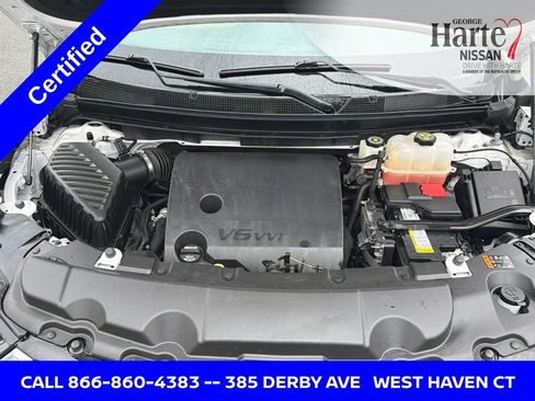 Used 2023 Chevrolet Traverse Premier AWD/4WD image 36