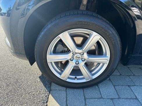 Used 2023 Volvo XC90 B5 Core w/ Climate Package AWD/4WD image 7