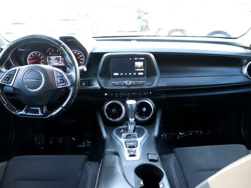 Used 2018 Chevrolet Camaro LT w/ RS Package image 16