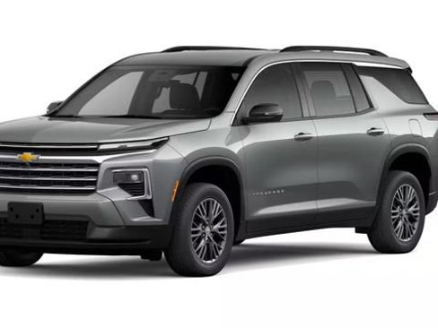 New 2026 Chevrolet Traverse LT w/ Driver Confidence Package AWD/4WD image 2