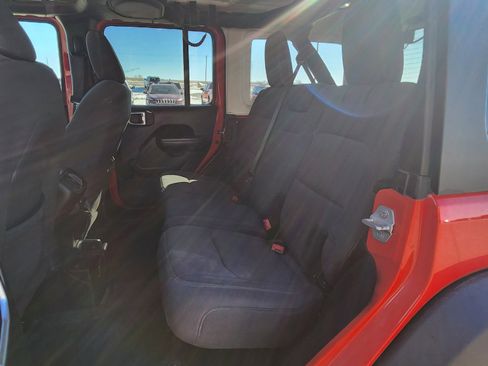 Used 2021 Jeep Wrangler Unlimited Sport image 10