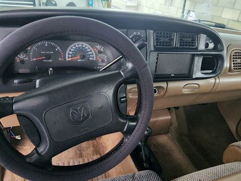 Used 2000 Dodge Ram 2500 Truck 4x4 Quad Cab image 9