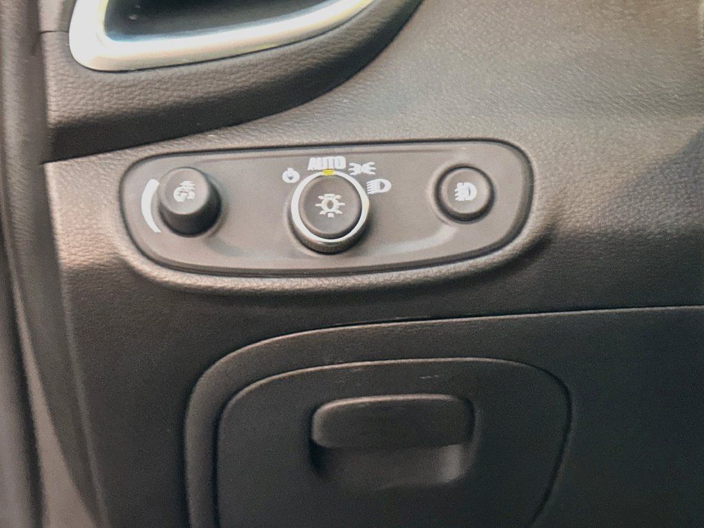 Used 2020 Chevrolet Trax Premier FWD image 7