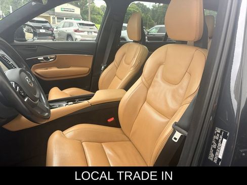 Used 2022 Volvo XC90 T6 Inscription w/ Lounge Package AWD/4WD image 26