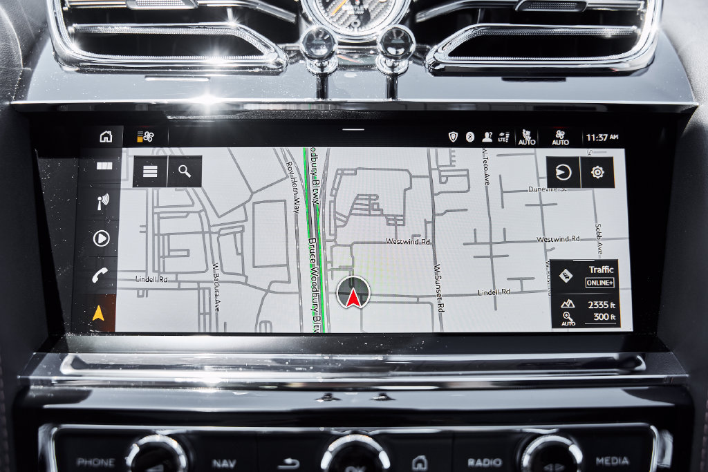 Used 2021 Bentley Bentayga AWD/4WD image 73