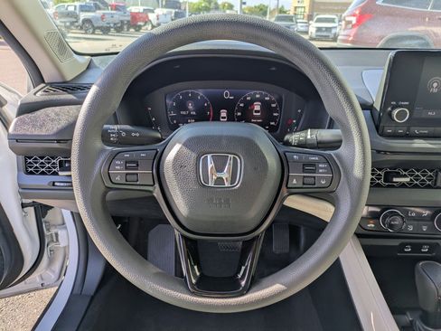 Used 2023 Honda Accord EX image 19
