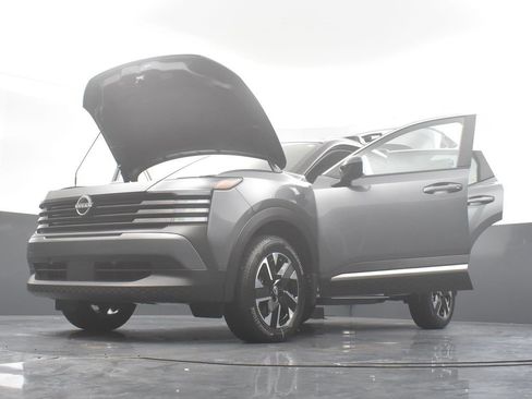 New 2026 Nissan Kicks SV w/ SV Premium Package image 34