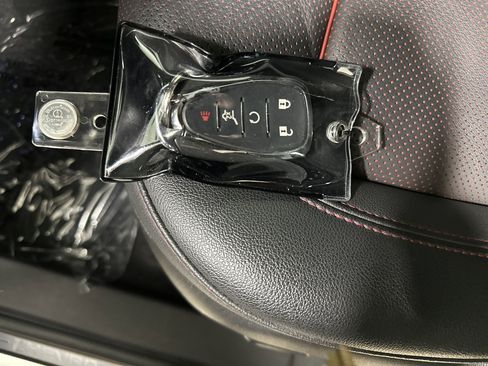 Used 2021 Chevrolet Blazer RS w/ Enhanced Convenience Package image 36