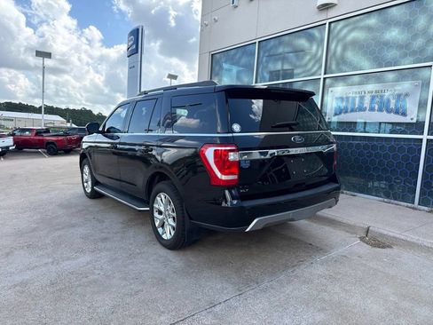 Used 2020 Ford Expedition XLT w/ Equipment Group 202A RWD image 5
