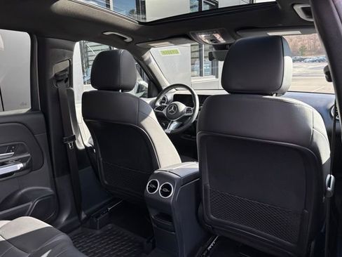 Certified 2025 Mercedes-Benz GLB 250 4MATIC image 47