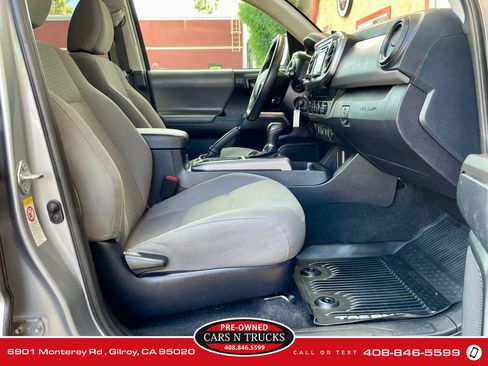Used 2019 Toyota Tacoma SR5 image 15