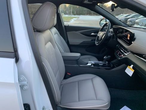 New 2026 Buick Envista Avenir image 27