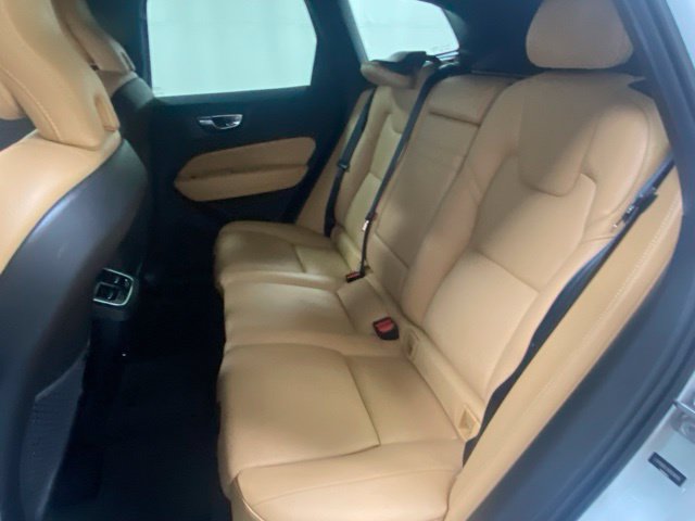 Used 2019 Volvo XC60 T5 Inscription w/ Protection Package Premier AWD/4WD image 13