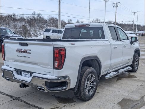 New 2026 GMC Sierra 1500 SLE AWD/4WD image 7