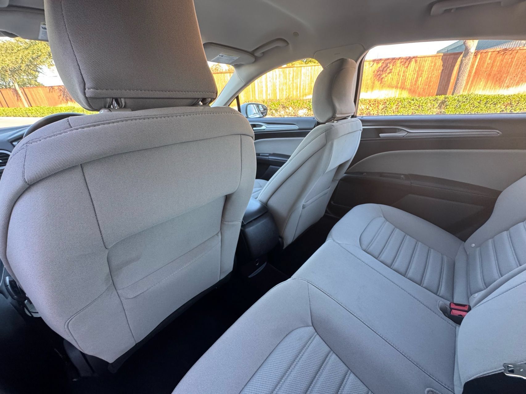 Used 2018 Ford Fusion S FWD image 22