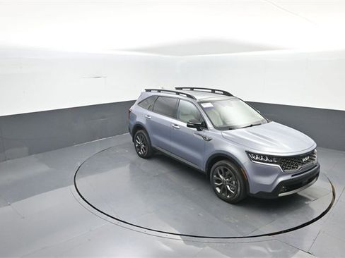Used 2023 Kia Sorento X-Line EX image 18