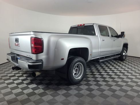 Used 2017 GMC Sierra 3500 Denali w/ Duramax Plus Package image 3