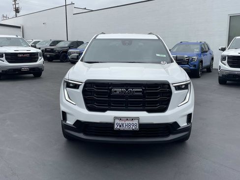 Used 2026 GMC Acadia Elevation w/ Black Edition FWD image 2