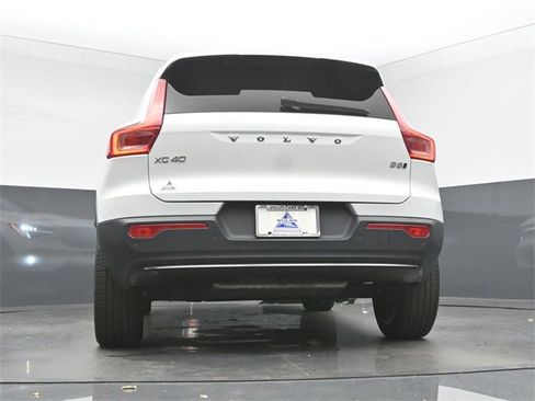Used 2023 Volvo XC40 B5 Plus w/ Protection Package Premier image 42