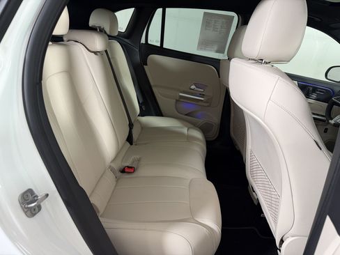 Certified 2024 Mercedes-Benz GLA 250 image 30