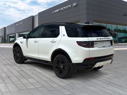 Used 2025 Land Rover Discovery Sport Dynamic SE image 3