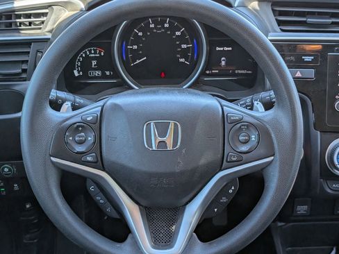 Used 2018 Honda Fit EX image 11