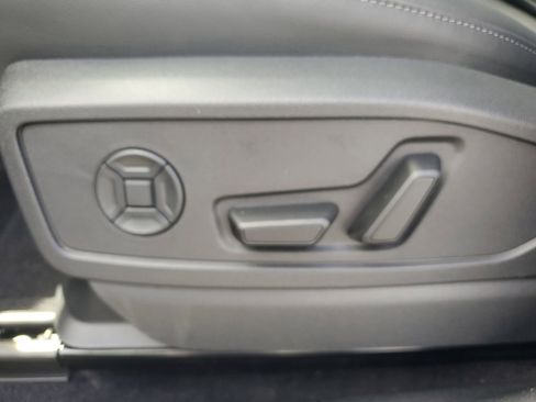 New 2025 Audi Q5 Premium Plus image 24