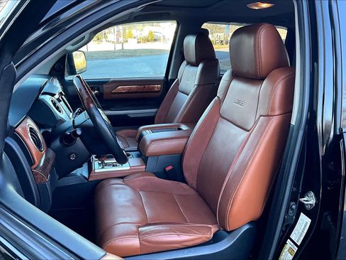 Used 2019 Toyota Tundra 1794 Edition image 9