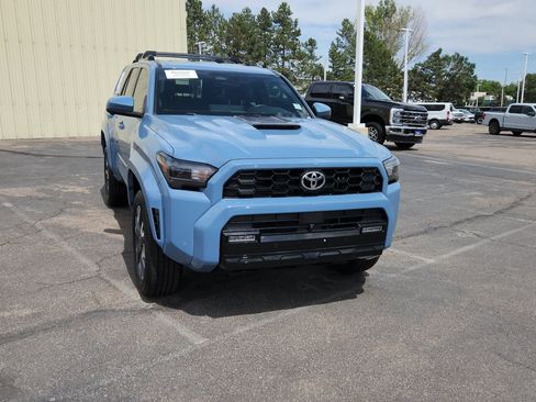 Used 2025 Toyota 4Runner TRD Sport Premium w/ Tow Technology Package AWD/4WD image 14