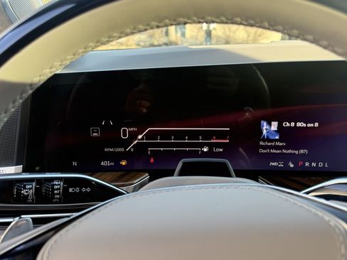 Used 2026 Cadillac Escalade Platinum Sport image 13