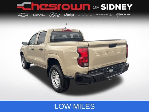 Used 2024 Chevrolet Colorado W/T RWD image 3
