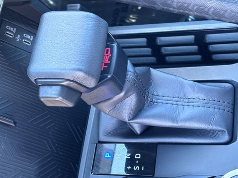 Used 2024 Toyota Tacoma TRD Sport AWD/4WD image 35