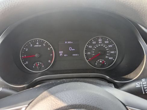 Used 2022 Kia Seltos LX AWD/4WD image 18
