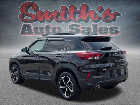 Used 2021 Chevrolet TrailBlazer RS w/ Technology Package image 4