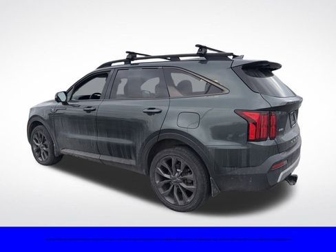 Used 2022 Kia Sorento SX Prestige image 3