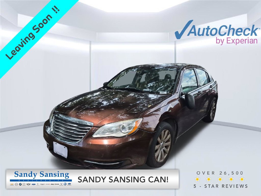 Used 2013 Chrysler 200 Touring FWD image 1