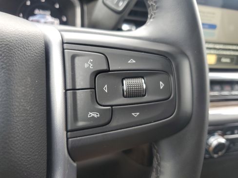 Used 2024 GMC Sierra 1500 SLE image 23