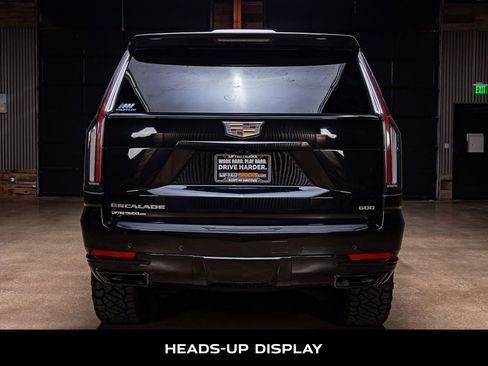 Used 2025 Cadillac Escalade Sport Platinum image 8