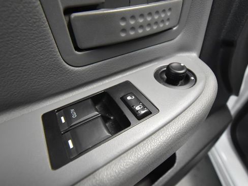 Used 2011 Dodge Dakota Big Horn image 5