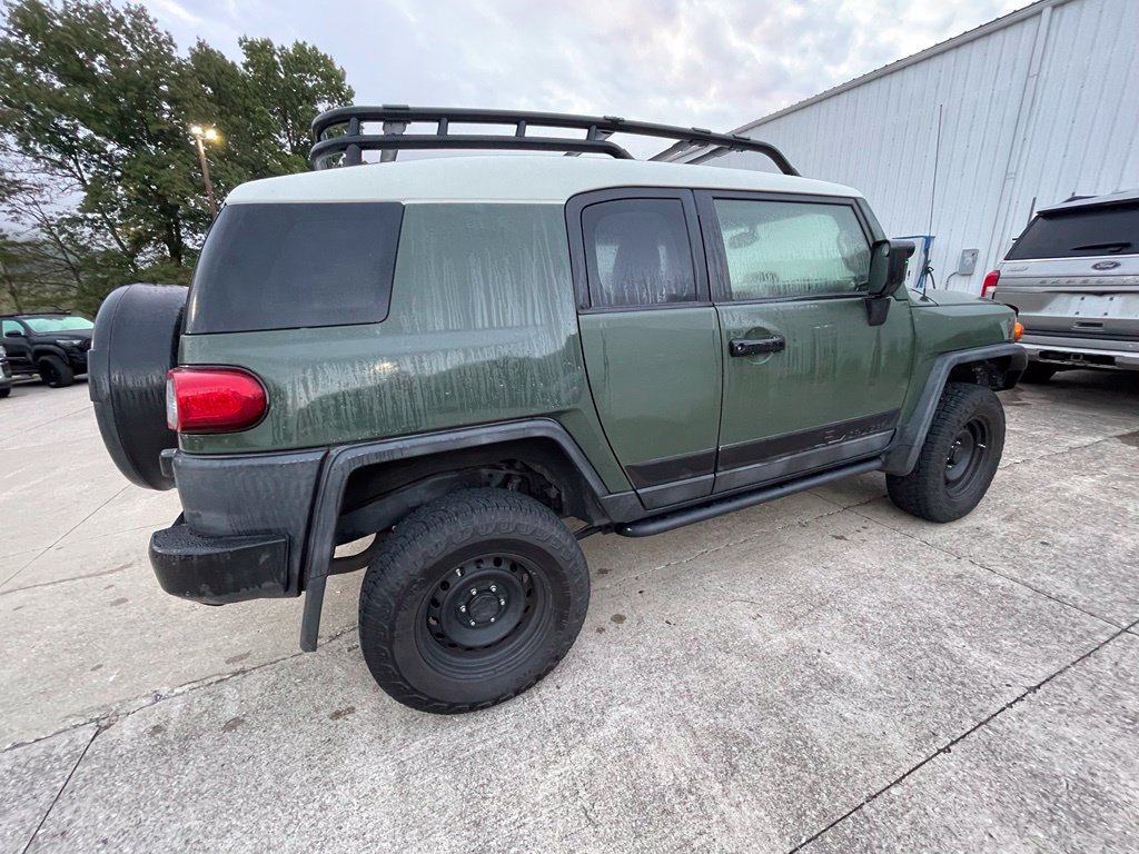Used 2014 Toyota FJ Cruiser 4WD w/ Upgrade Package image 5