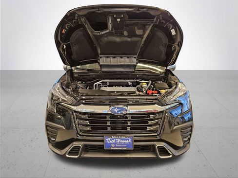Used 2023 Subaru Ascent Touring image 4