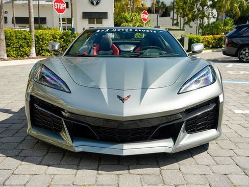 Used 2024 Chevrolet Corvette Z06 w/ Stealth Interior Trim Package RWD image 7