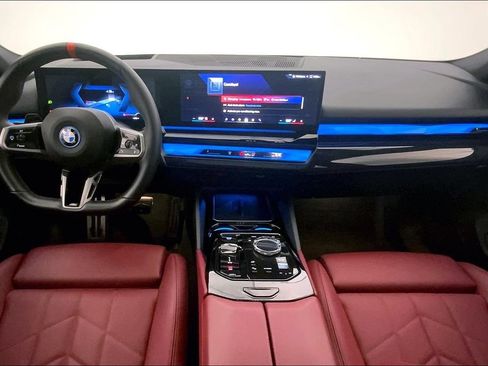 Certified 2025 BMW i5 M60 AWD/4WD image 16