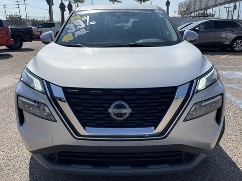 Certified 2023 Nissan Rogue SV image 2